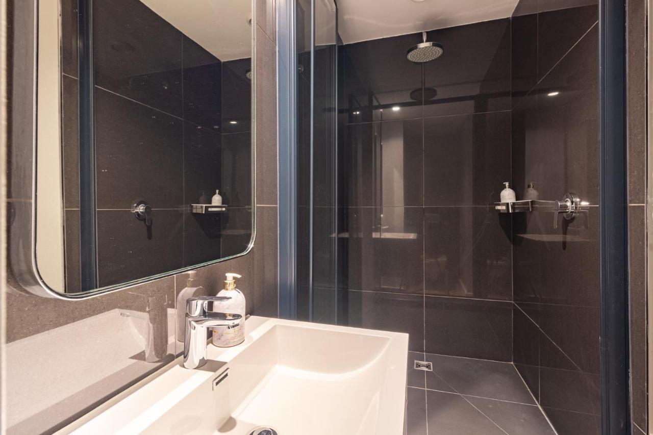 Modern Studio On Bree Street, *